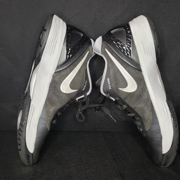 COPY - Nike Volley Zoom Hyperspike Sneakers - Picture 7 of 8